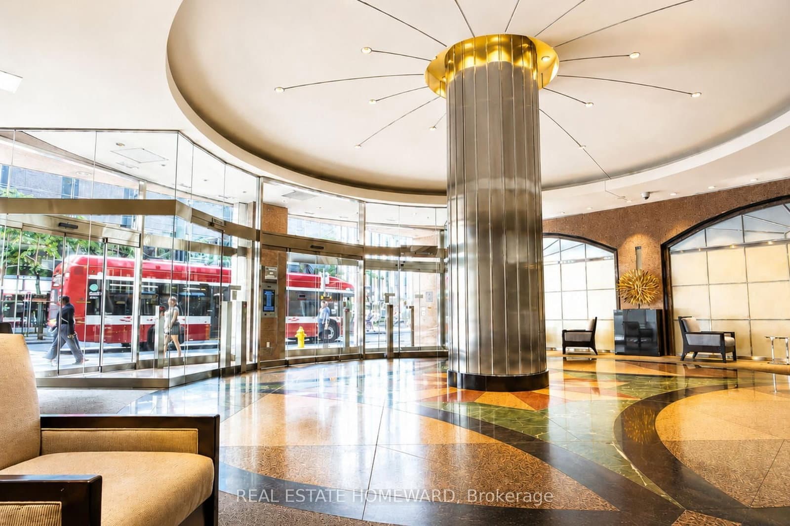 7 King Street E, Unit 602 thumbnail 17