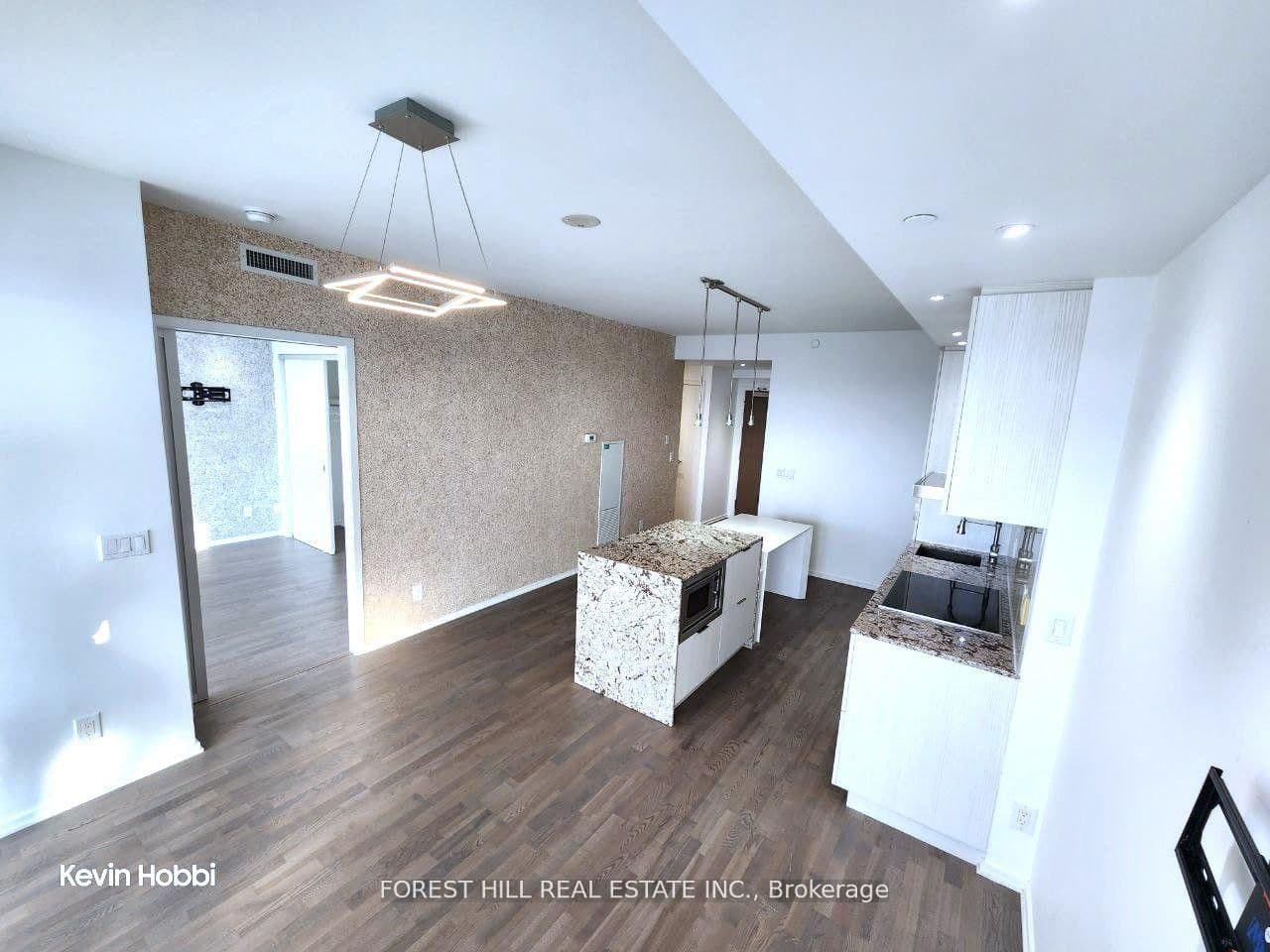 1 Bloor Street E, Unit 5210 thumbnail 7