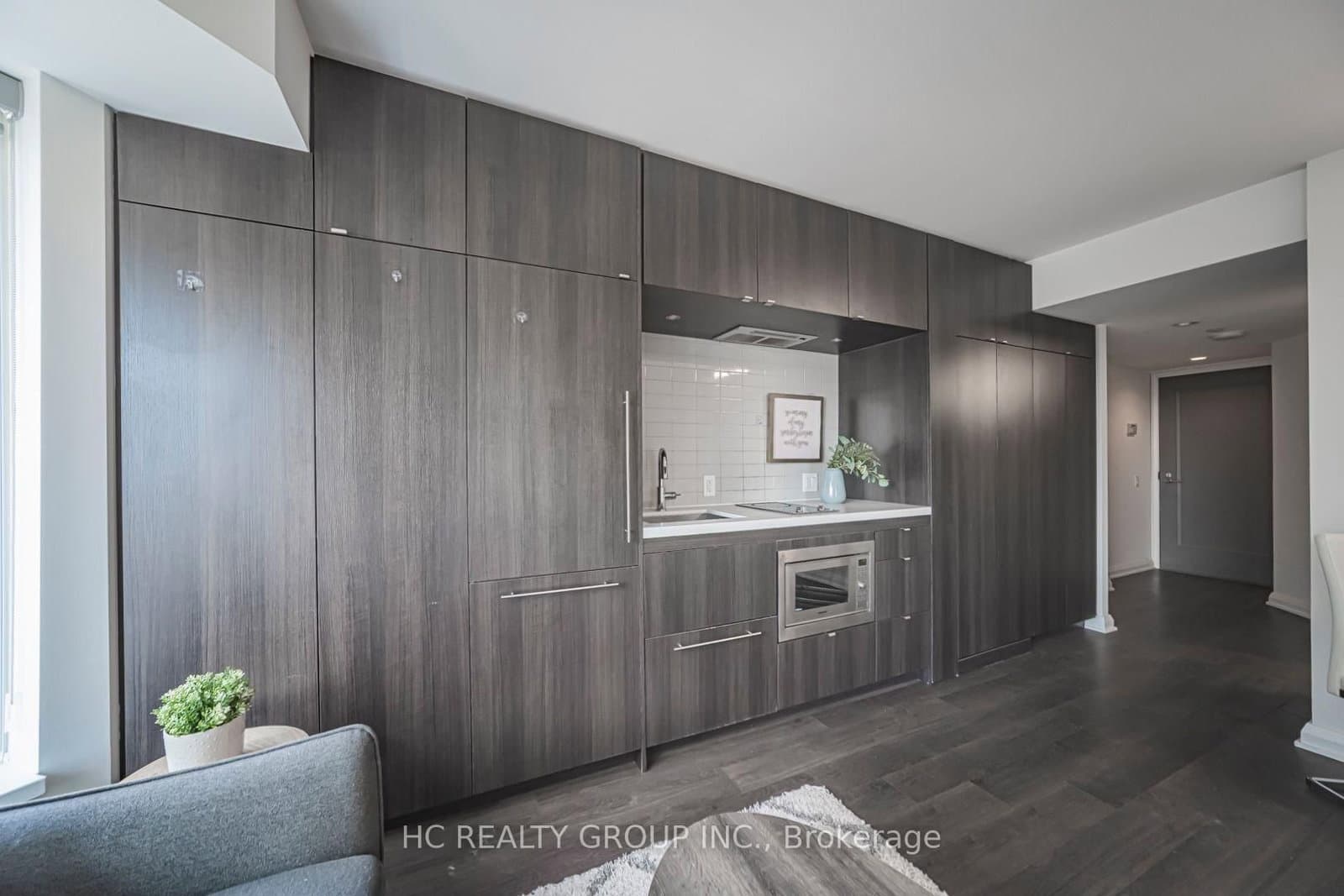 155 Yorkville Avenue, Unit 2014 thumbnail 15