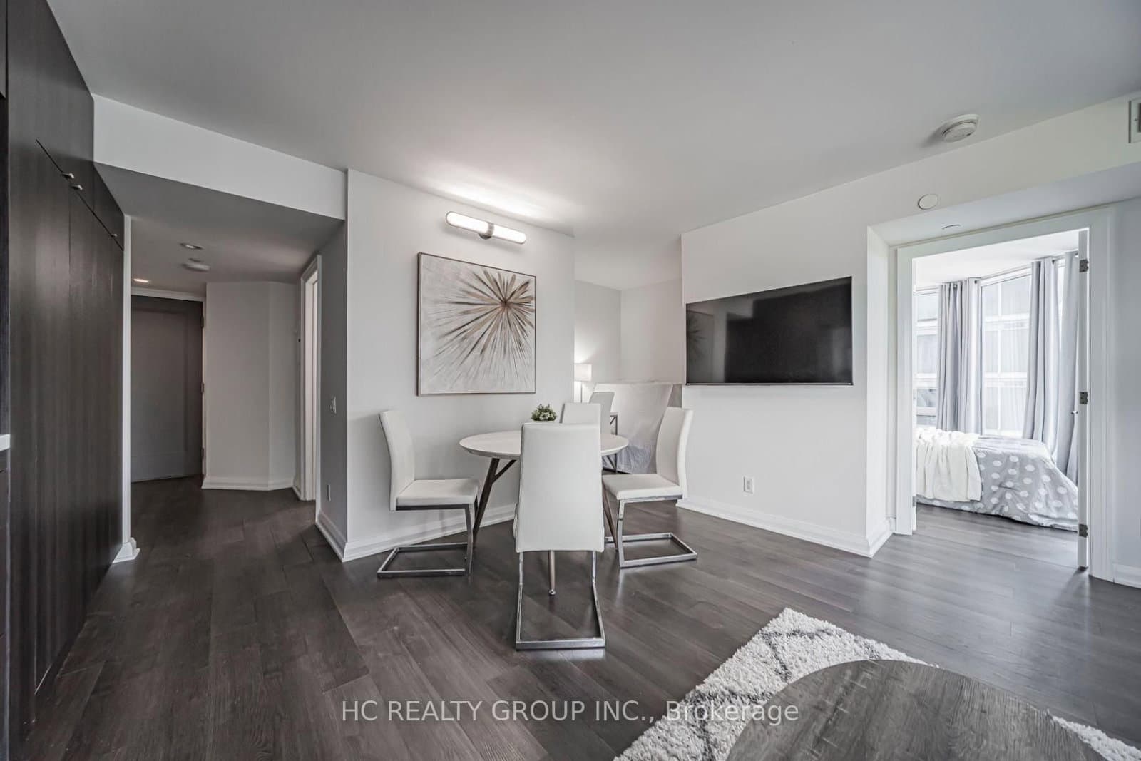 155 Yorkville Avenue, Unit 2014 thumbnail 17