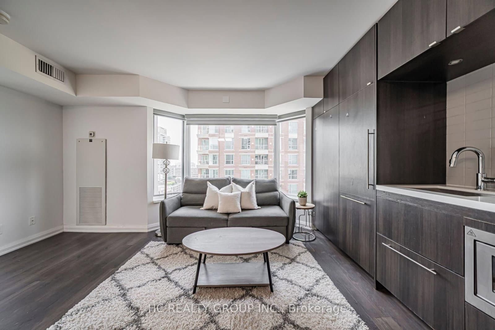 155 Yorkville Avenue, Unit 2014 thumbnail 22
