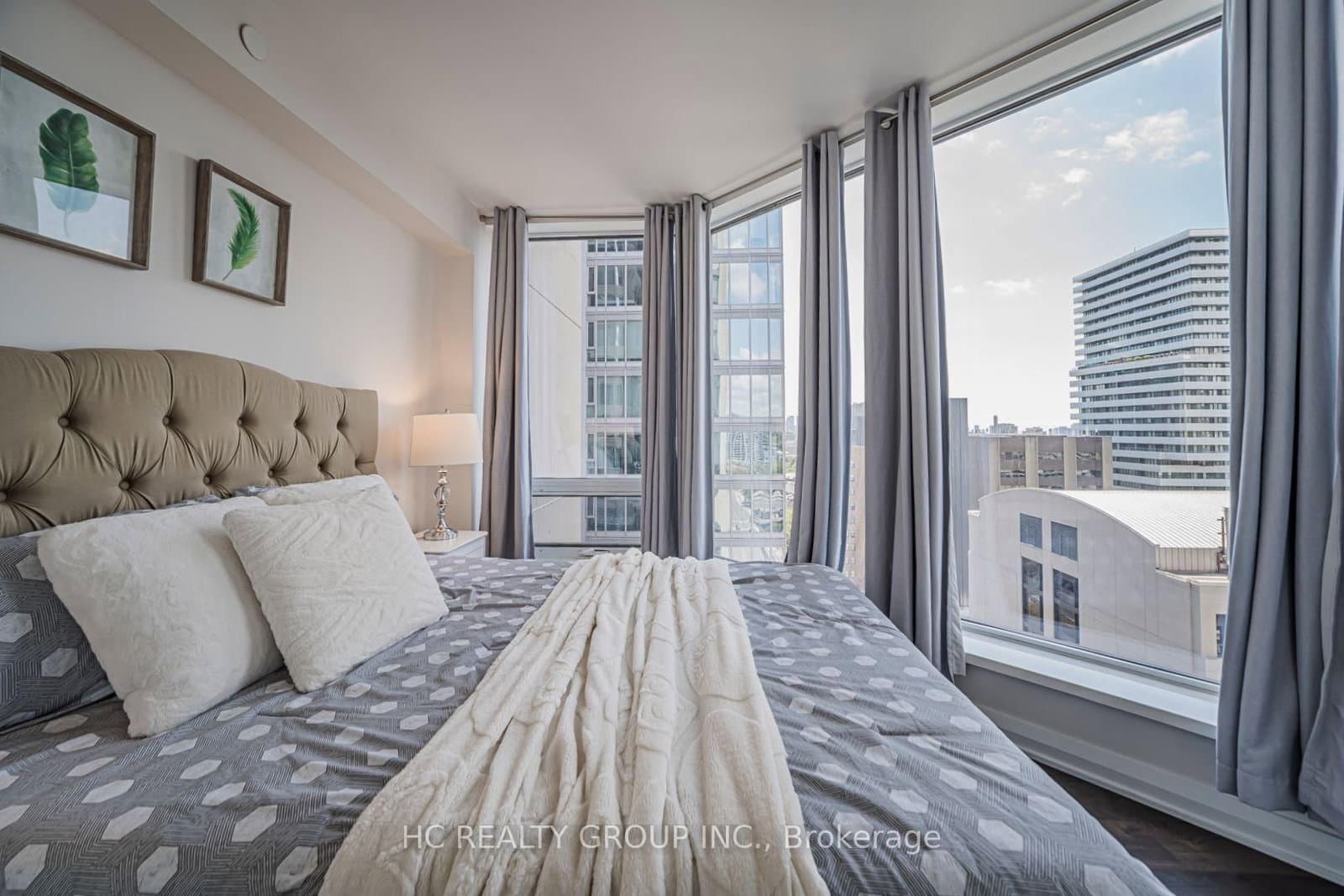 155 Yorkville Avenue, Unit 2014 thumbnail 25
