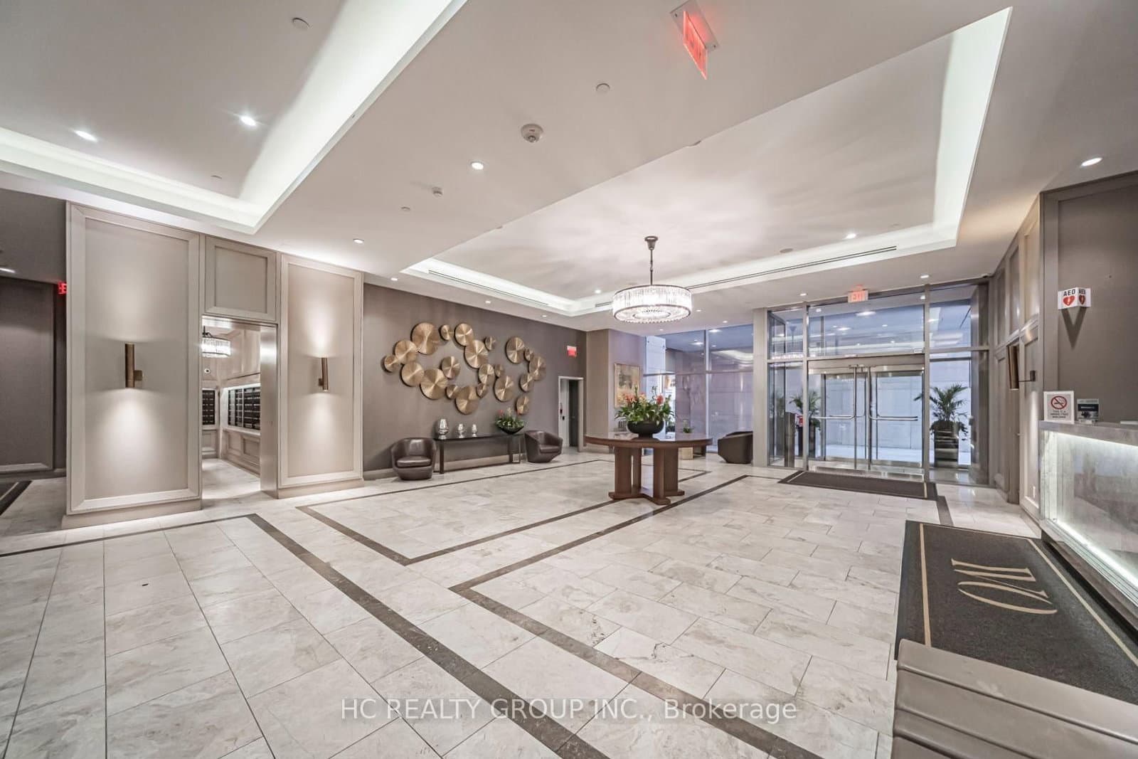 155 Yorkville Avenue, Unit 2014 thumbnail 4