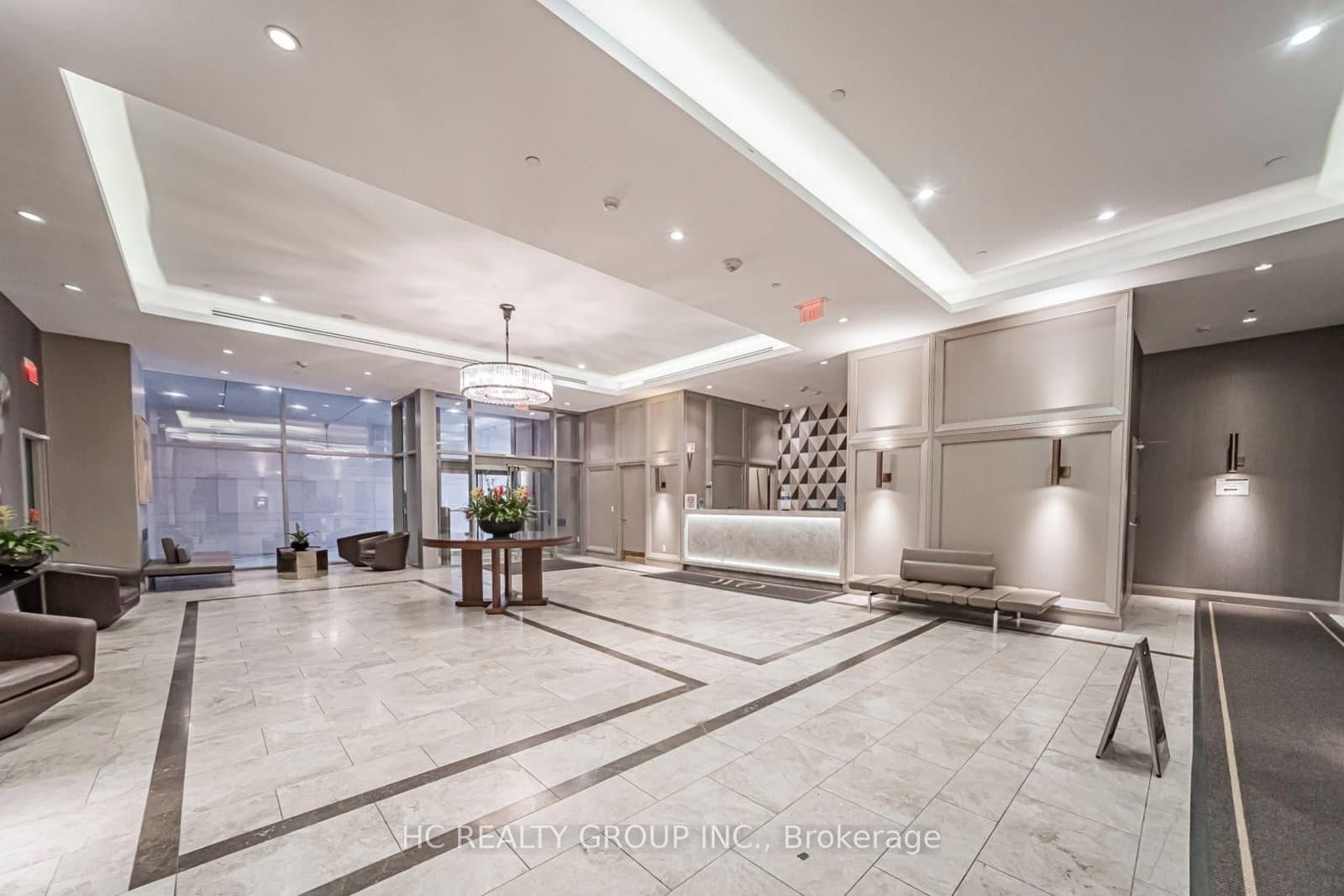 155 Yorkville Avenue, Unit 2014 thumbnail 5