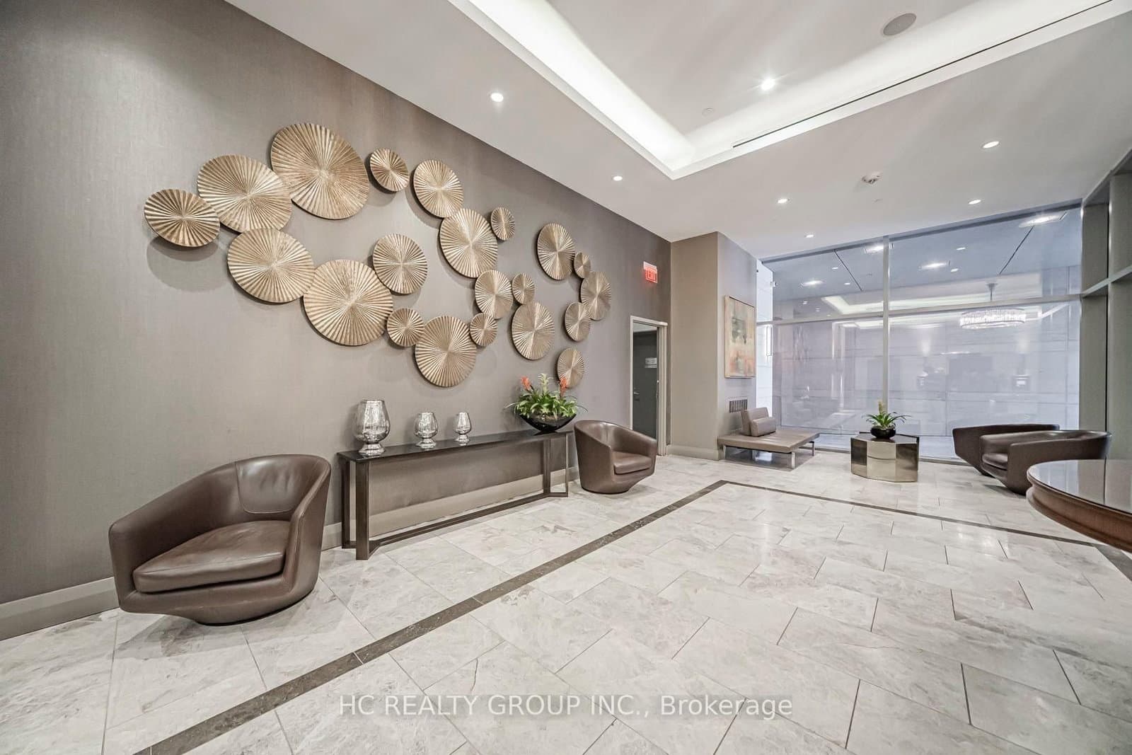 155 Yorkville Avenue, Unit 2014 thumbnail 7