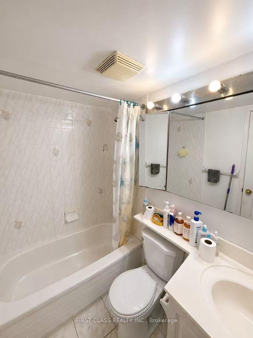 3 Pemberton Avenue, Unit 1409 thumbnail 8