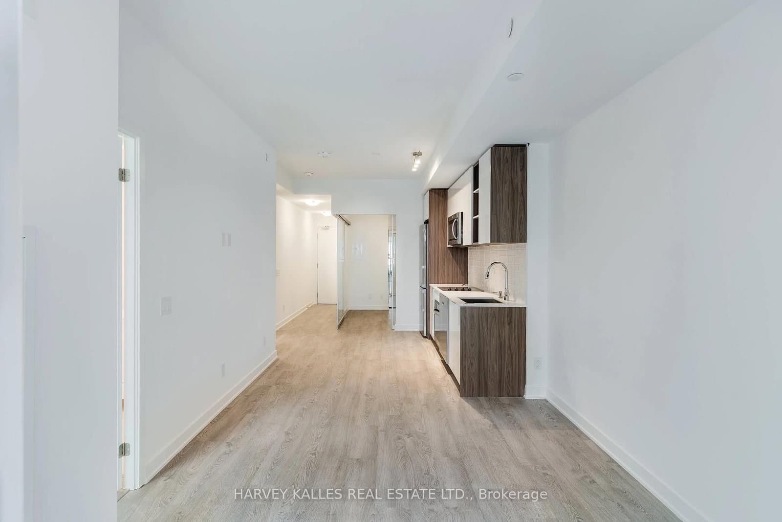 543 Richmond Street W, Unit 410 thumbnail 10