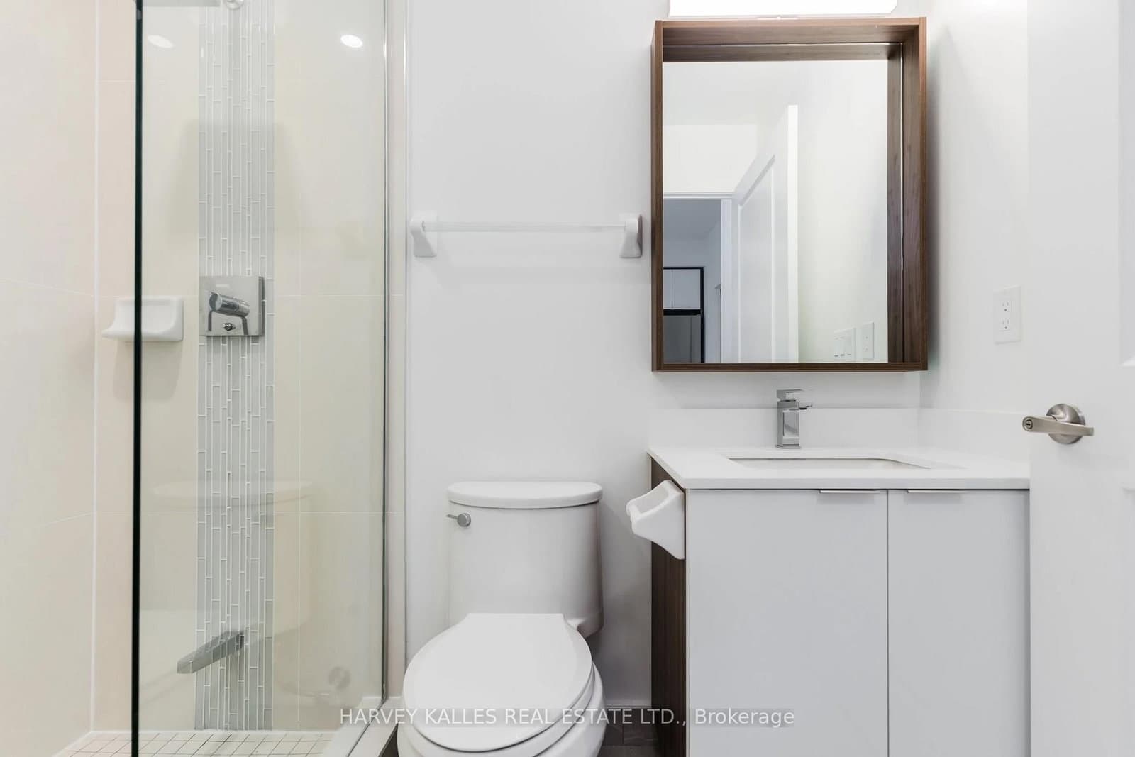 543 Richmond Street W, Unit 410 thumbnail 19
