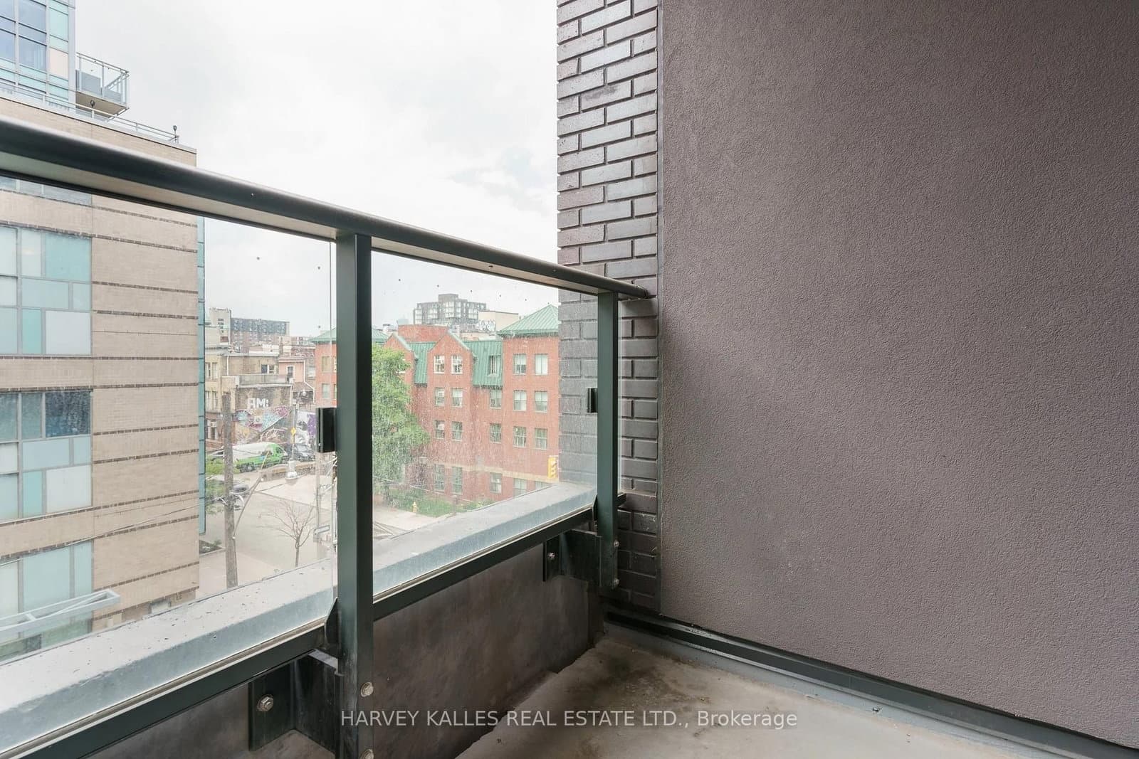 543 Richmond Street W, Unit 410 thumbnail 33