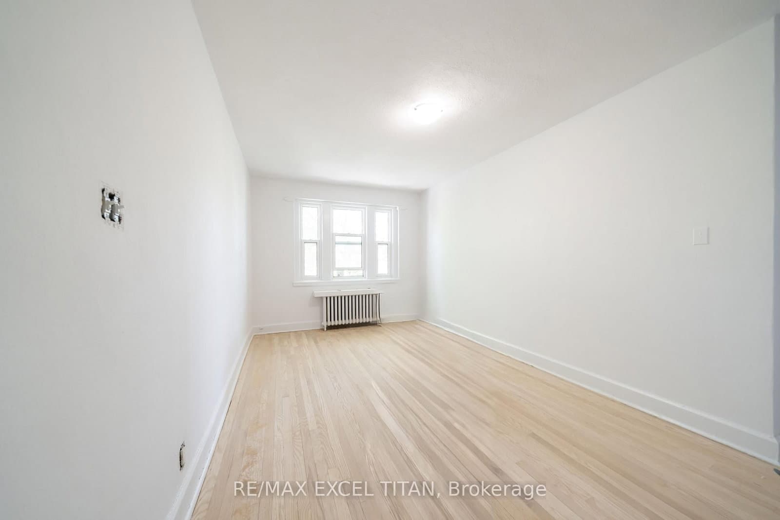 1 Mallory Gardens, Unit 4 thumbnail 7