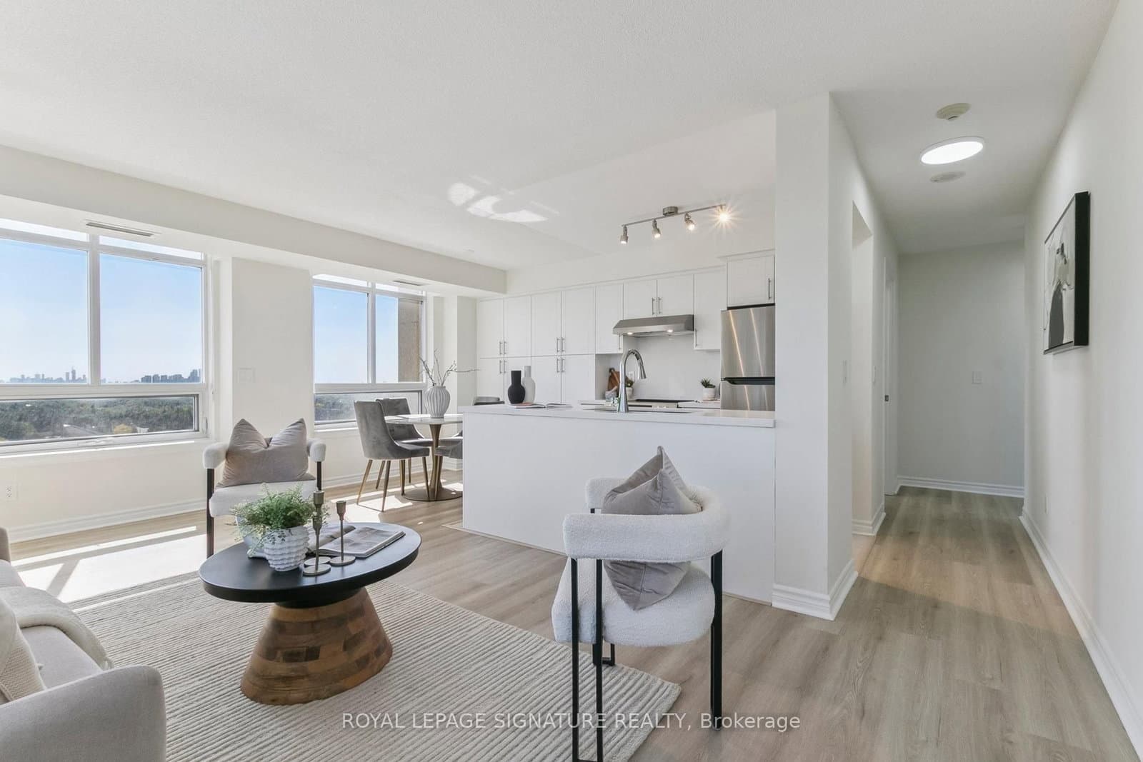 18 Kenaston Gardens, Unit 1307 thumbnail 2