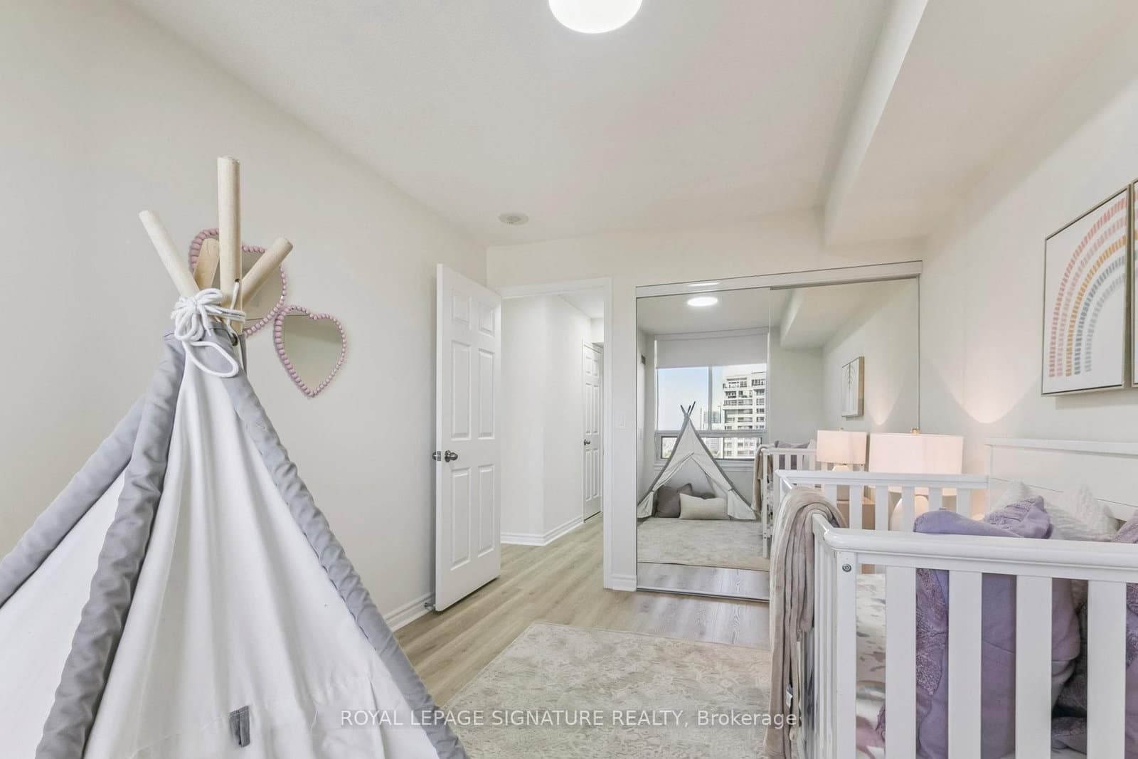 18 Kenaston Gardens, Unit 1307 thumbnail 23