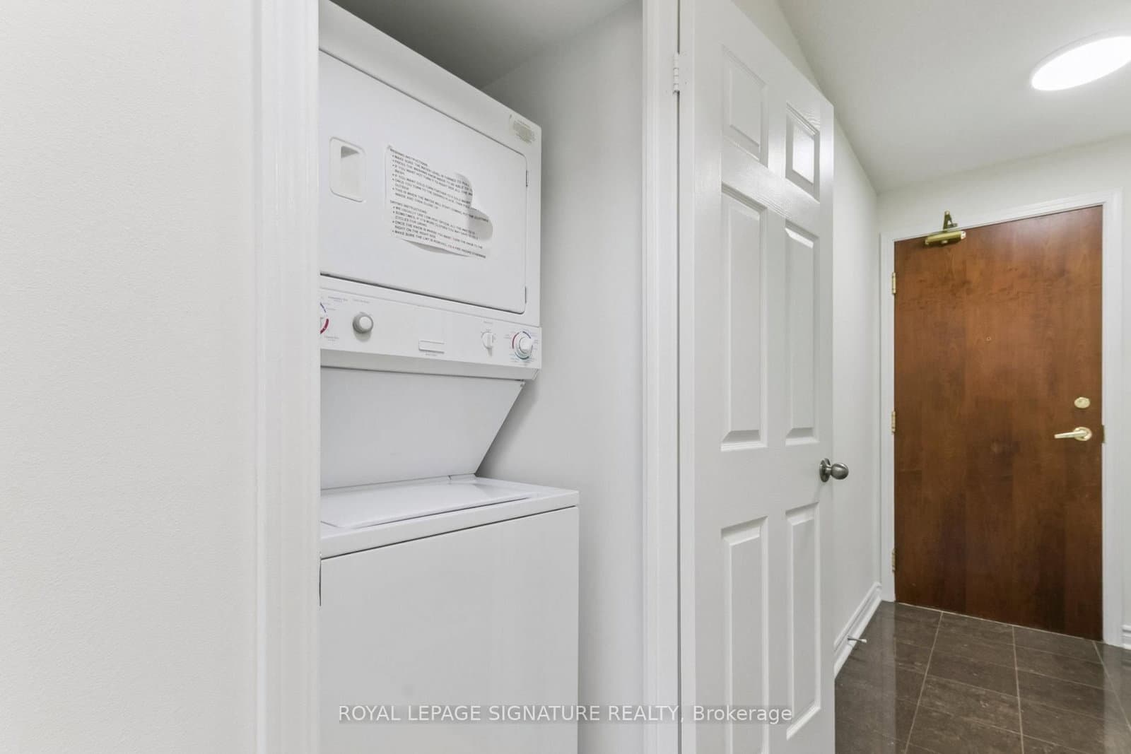 18 Kenaston Gardens, Unit 1307 thumbnail 27