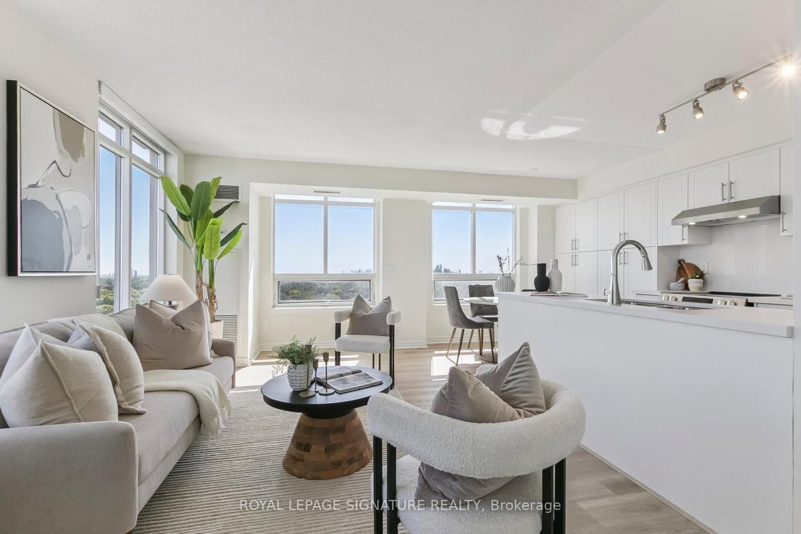 18 Kenaston Gardens, Unit 1307 thumbnail 6