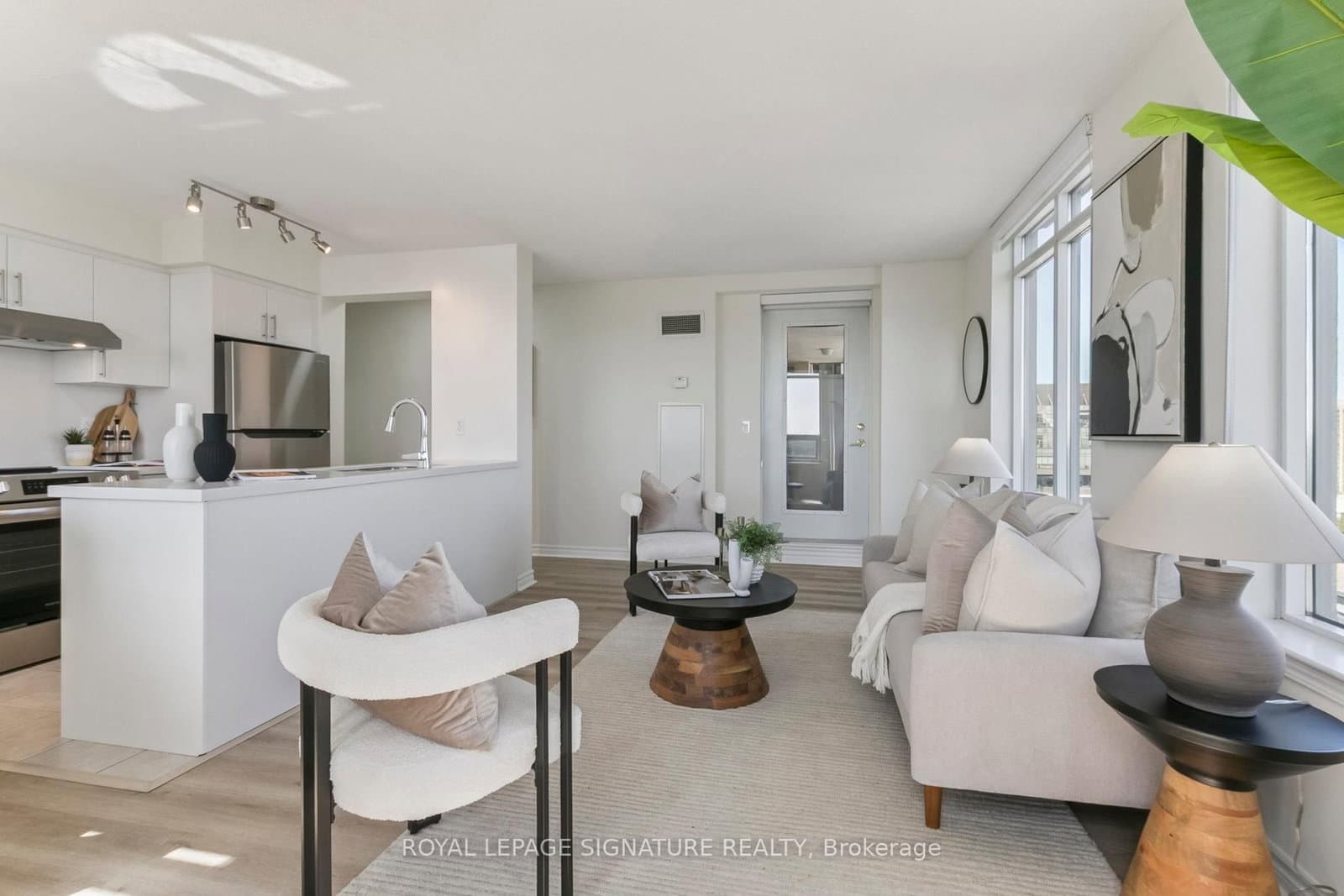 18 Kenaston Gardens, Unit 1307 thumbnail 7