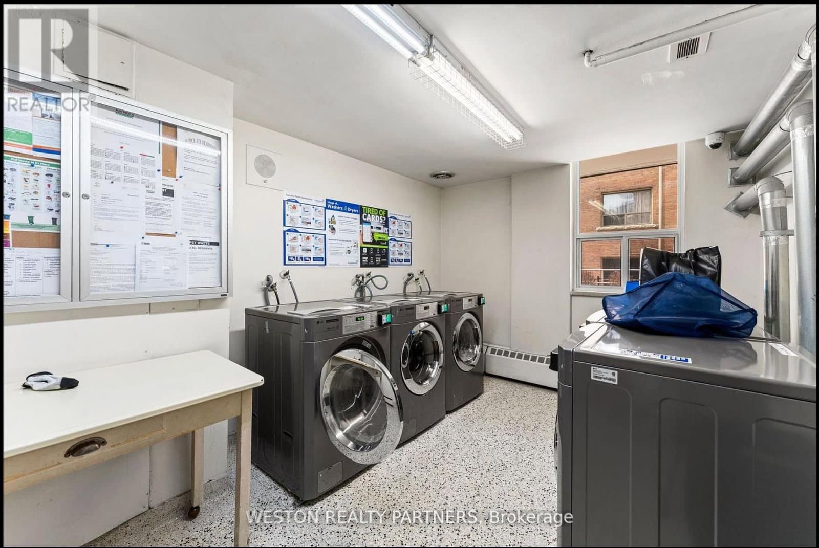 171 Erskine Avenue, Unit 1202 thumbnail 9