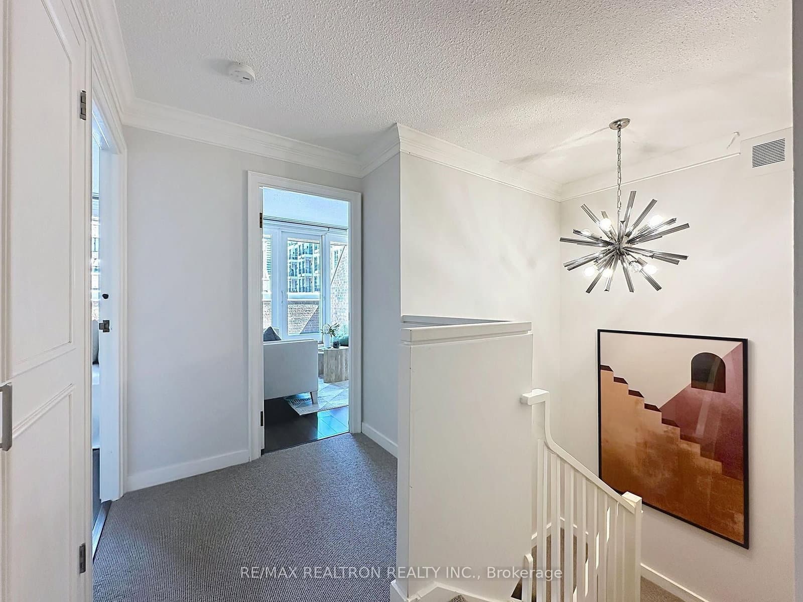 55A Avenue Road, Unit 412 thumbnail 28