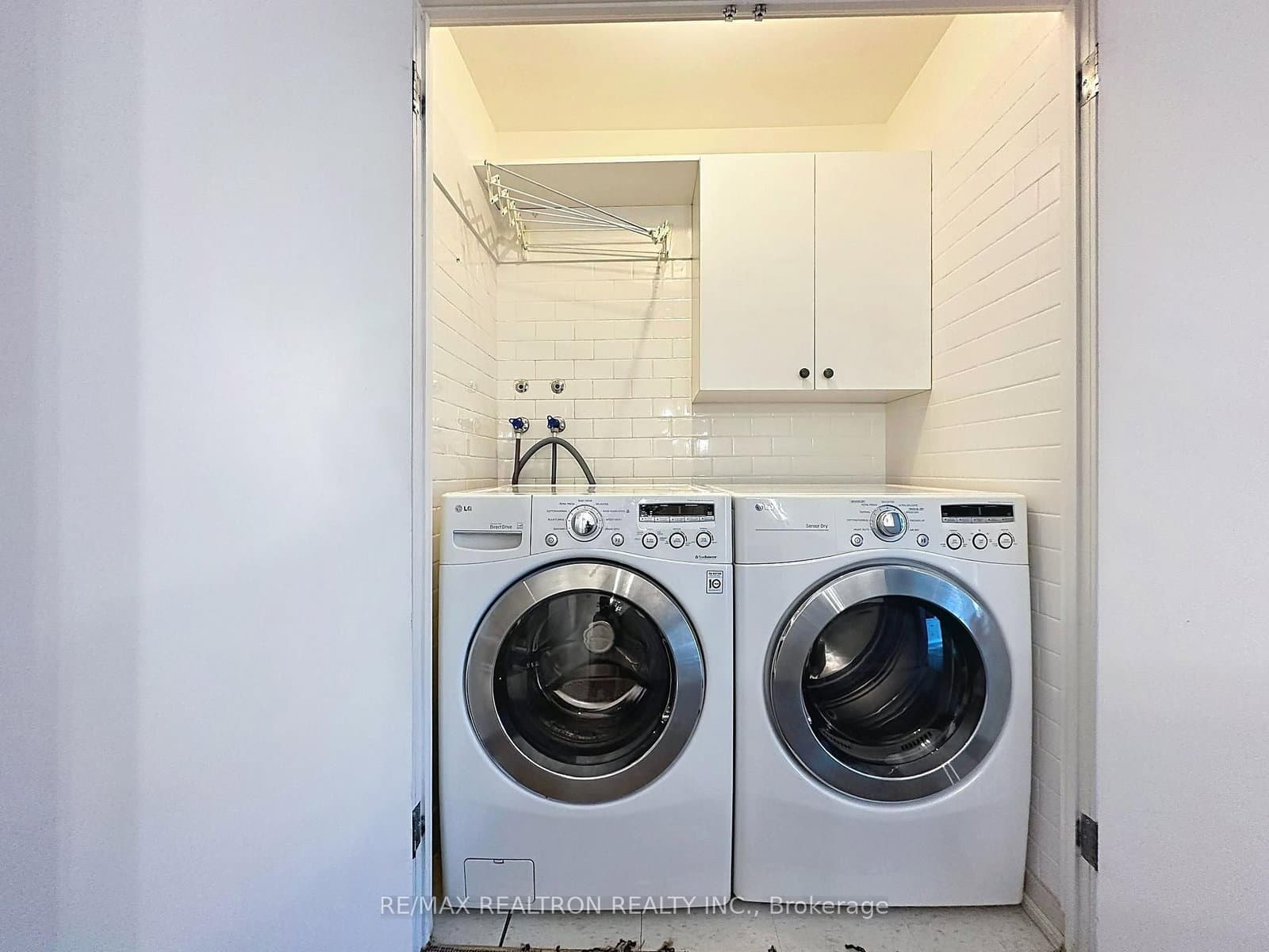 55A Avenue Road, Unit 412 thumbnail 32