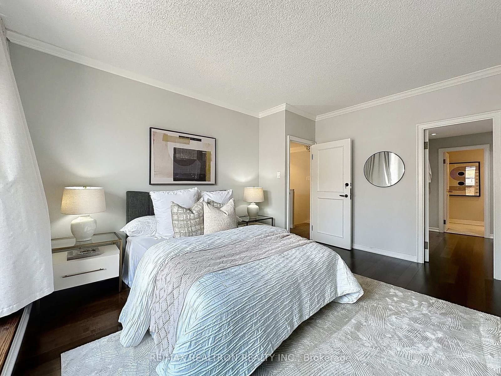 55A Avenue Road, Unit 412 thumbnail 40