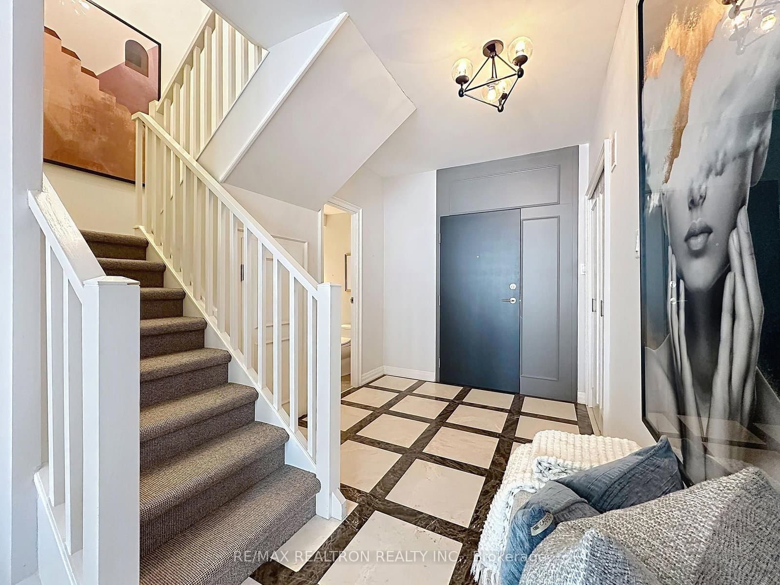 55A Avenue Road, Unit 412 thumbnail 6