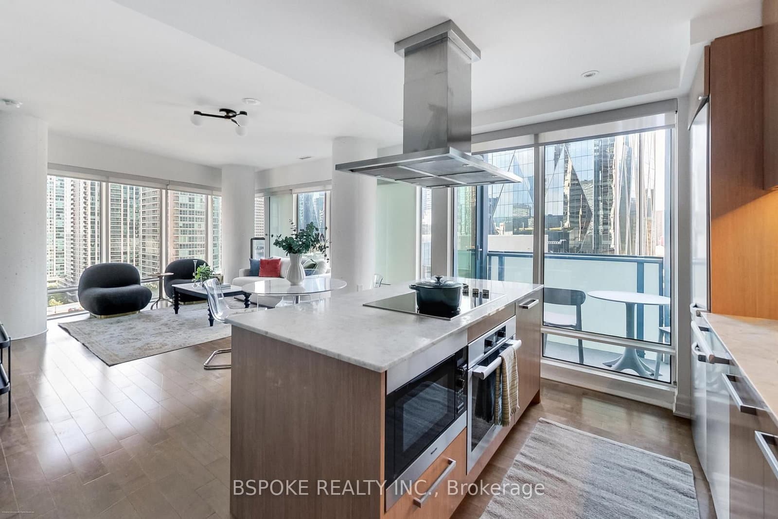 8 The Esplanade Avenue, Unit 1502 thumbnail 4
