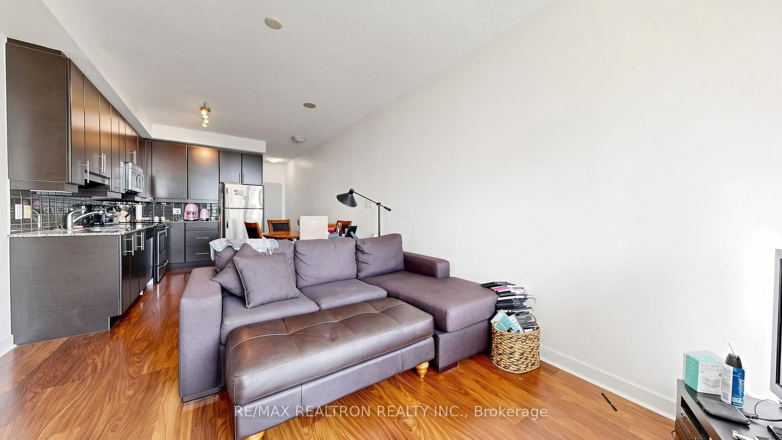 33 Bay Street, Unit 2211 thumbnail 10
