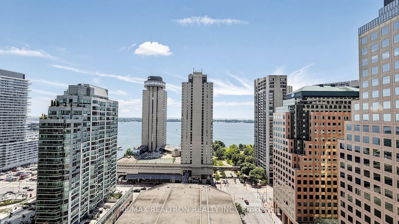 33 Bay Street, Unit 2211 thumbnail 26