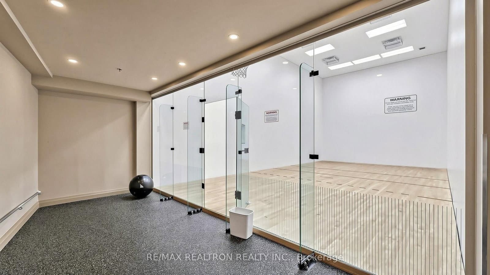 33 Bay Street, Unit 2211 thumbnail 34