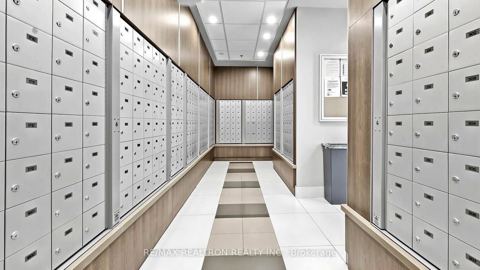 33 Bay Street, Unit 2211 thumbnail 35