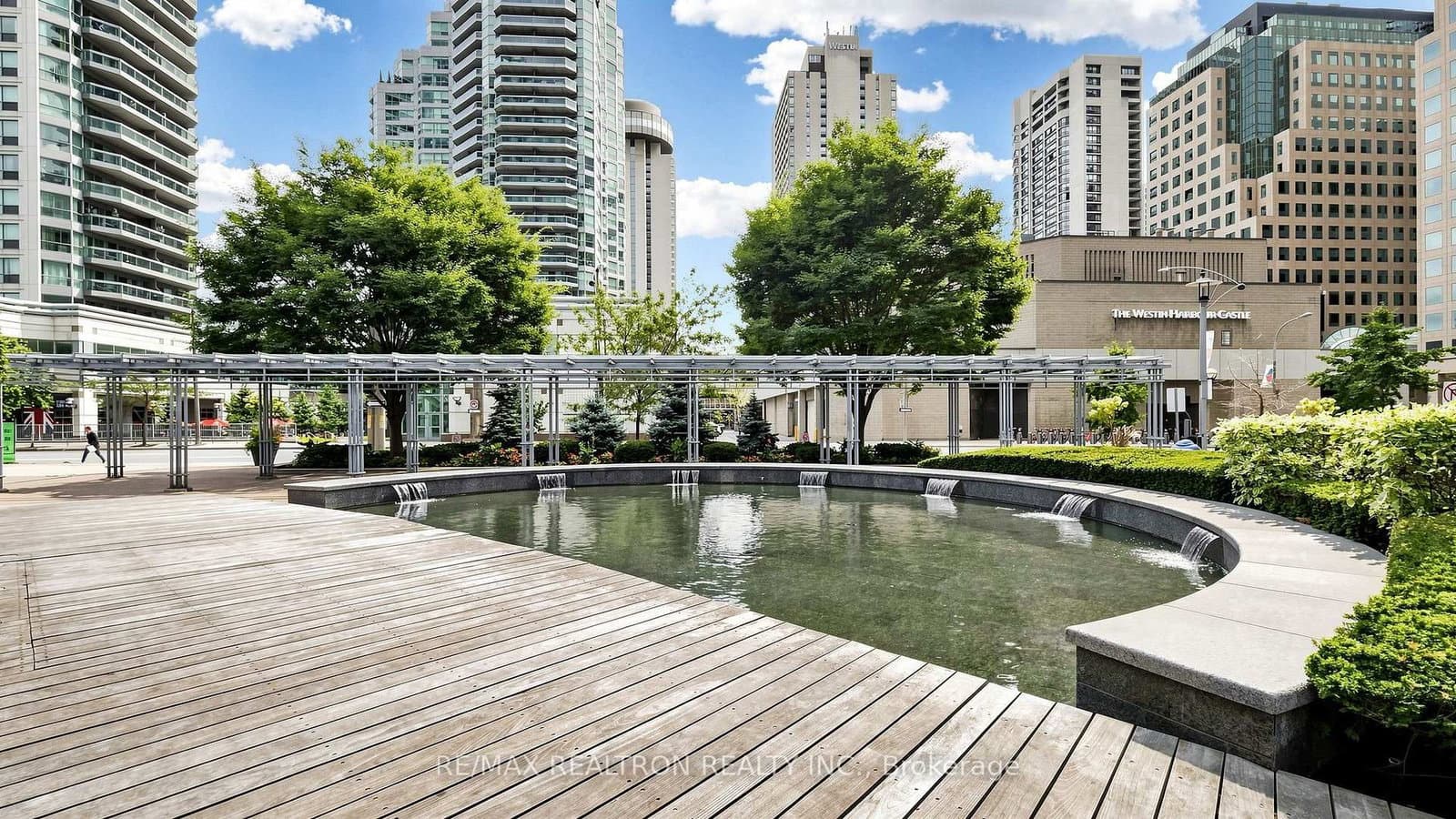 33 Bay Street, Unit 2211 thumbnail 39