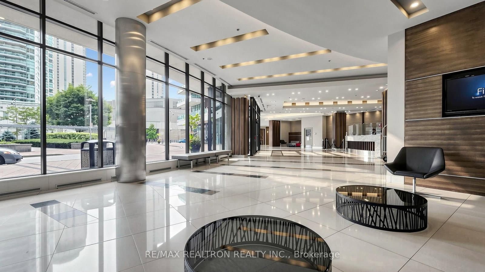 33 Bay Street, Unit 2211 thumbnail 5