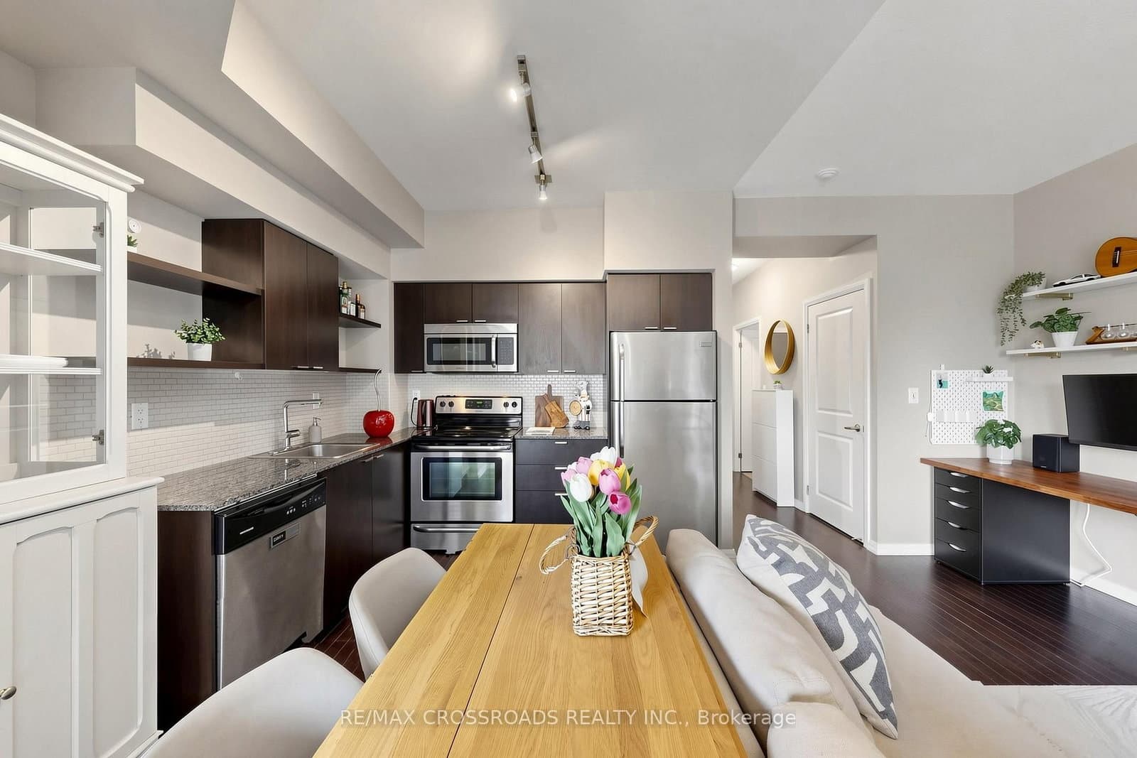35 Hayden Street, Unit 1201 thumbnail 12