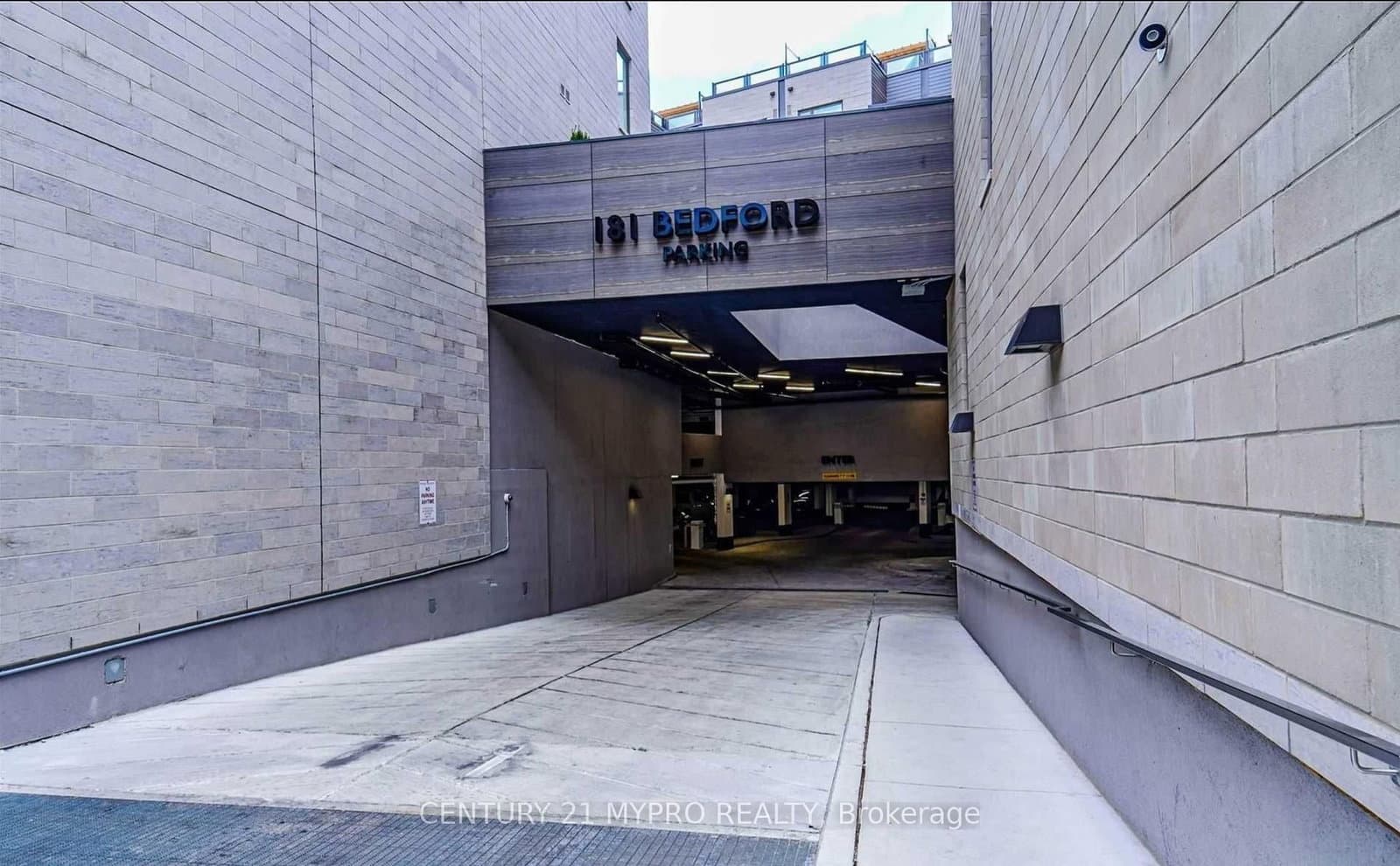 181 Bedford Road, Unit 203 thumbnail 11