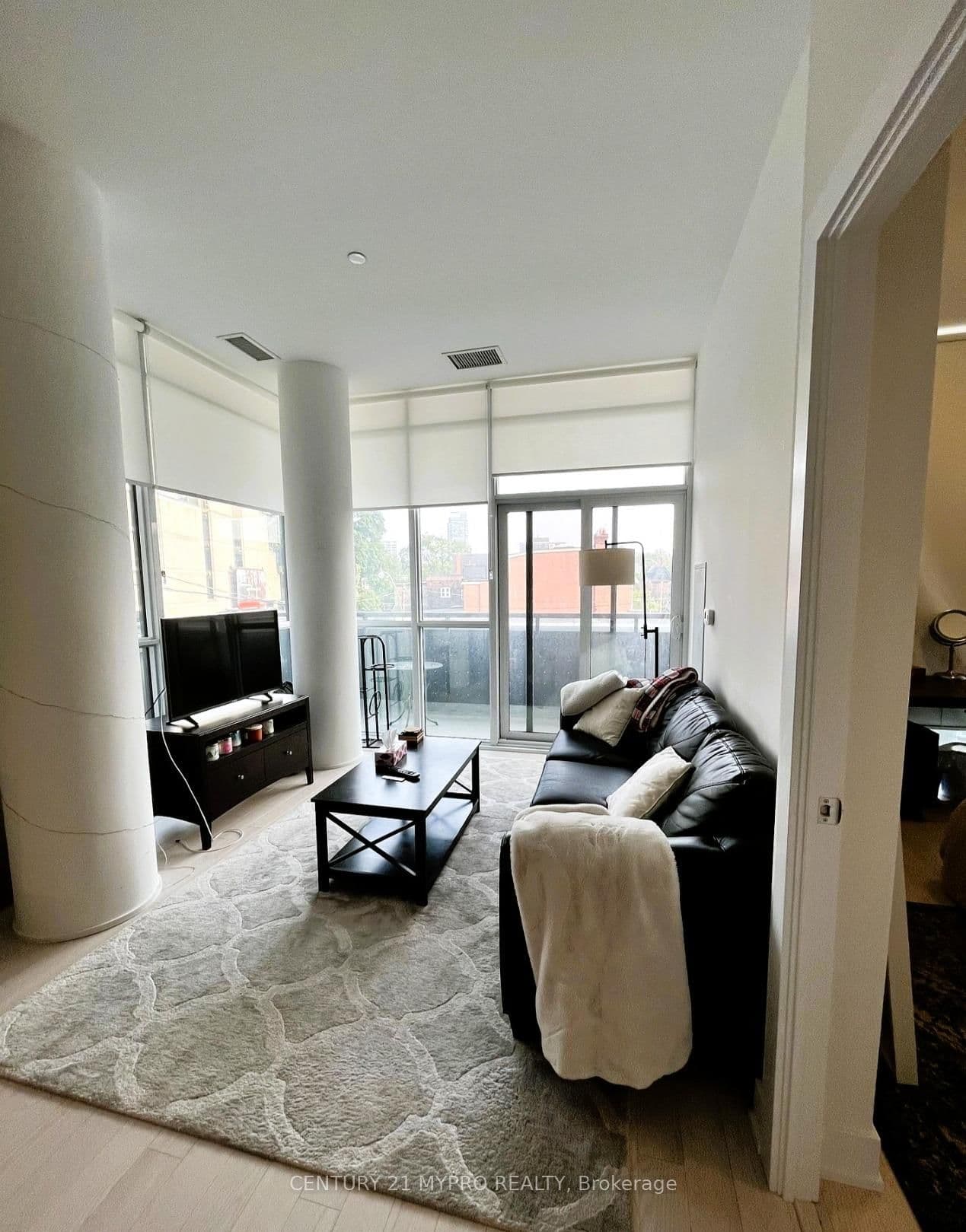 181 Bedford Road, Unit 203 thumbnail 4