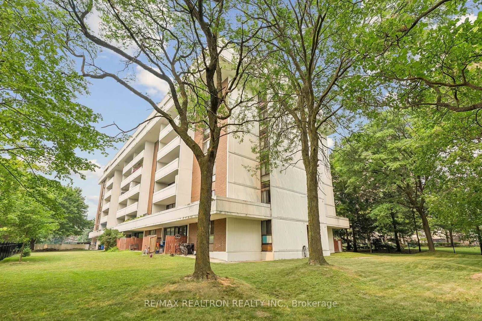 1111 Steeles Avenue W, Unit 307 thumbnail 2