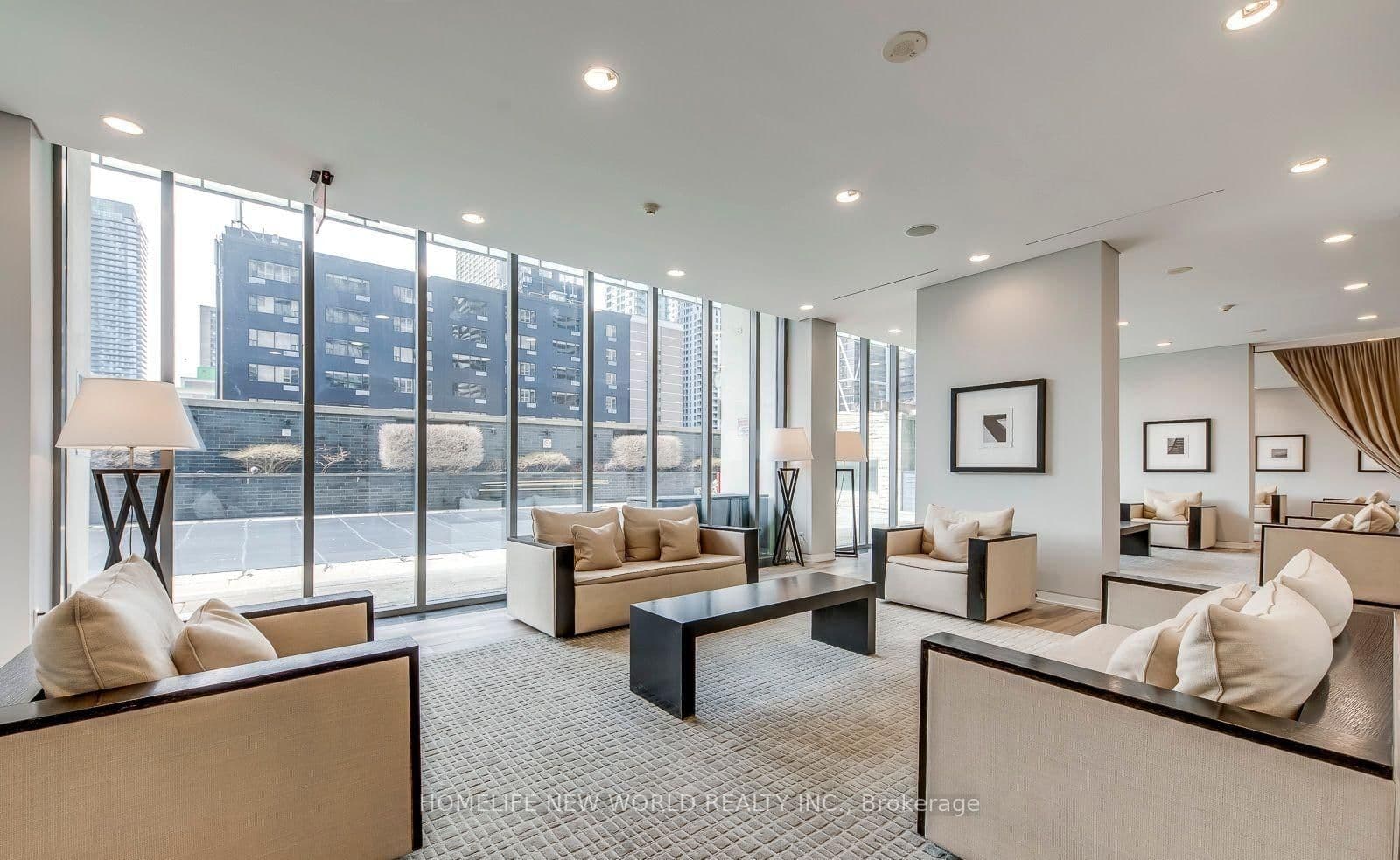 33 Charles Street E, Unit 2109 thumbnail 33