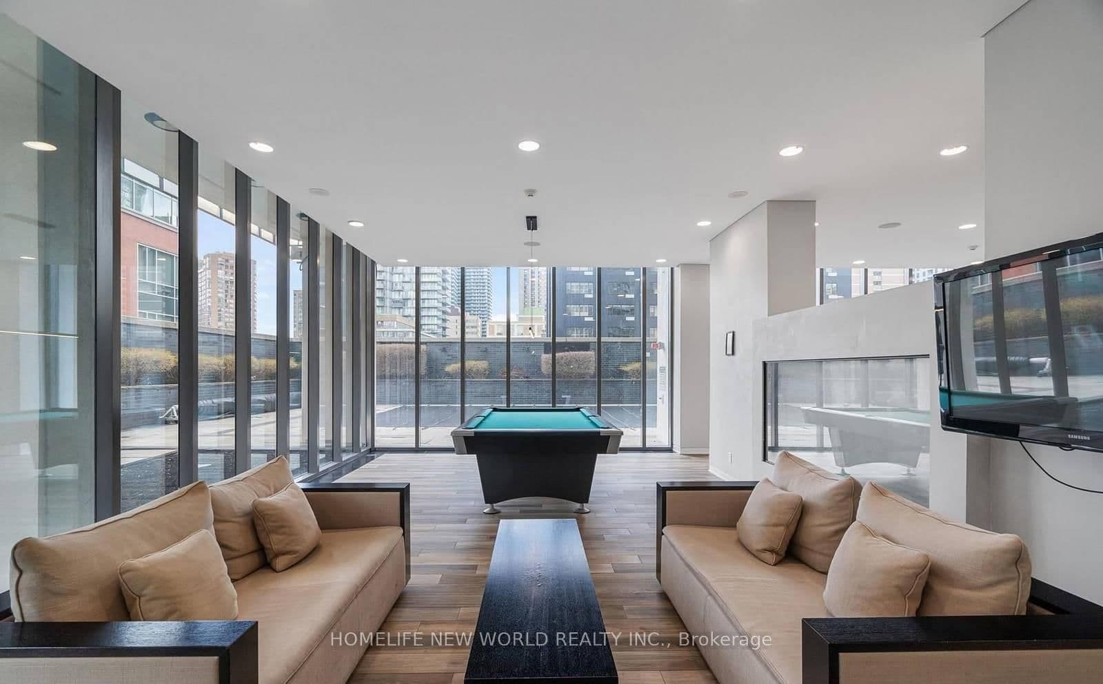 33 Charles Street E, Unit 2109 thumbnail 36