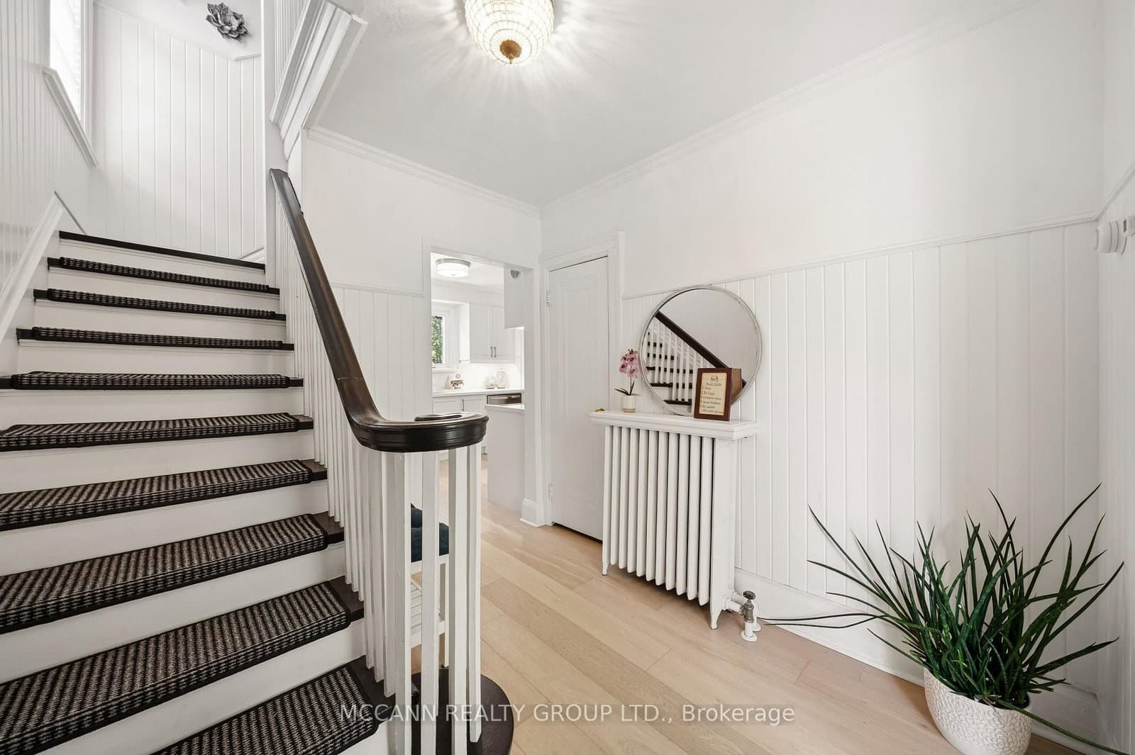 1396 Mount Pleasant Road thumbnail 5