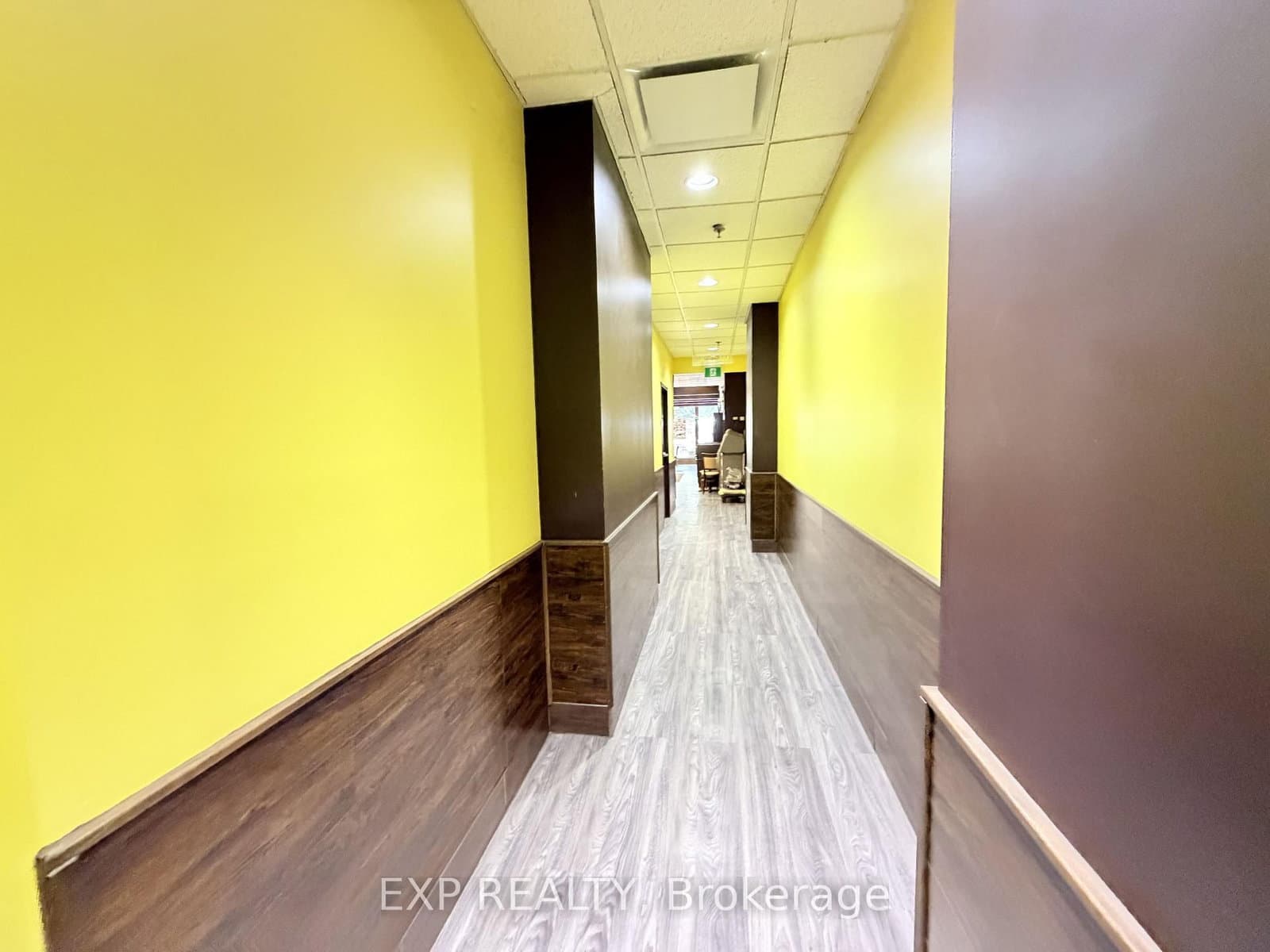 720 Spadina Avenue thumbnail 25