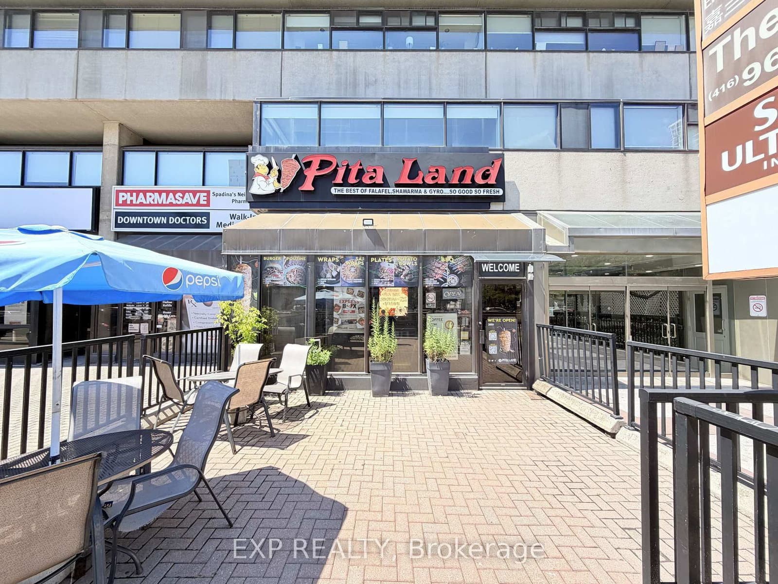 720 Spadina Avenue thumbnail 6