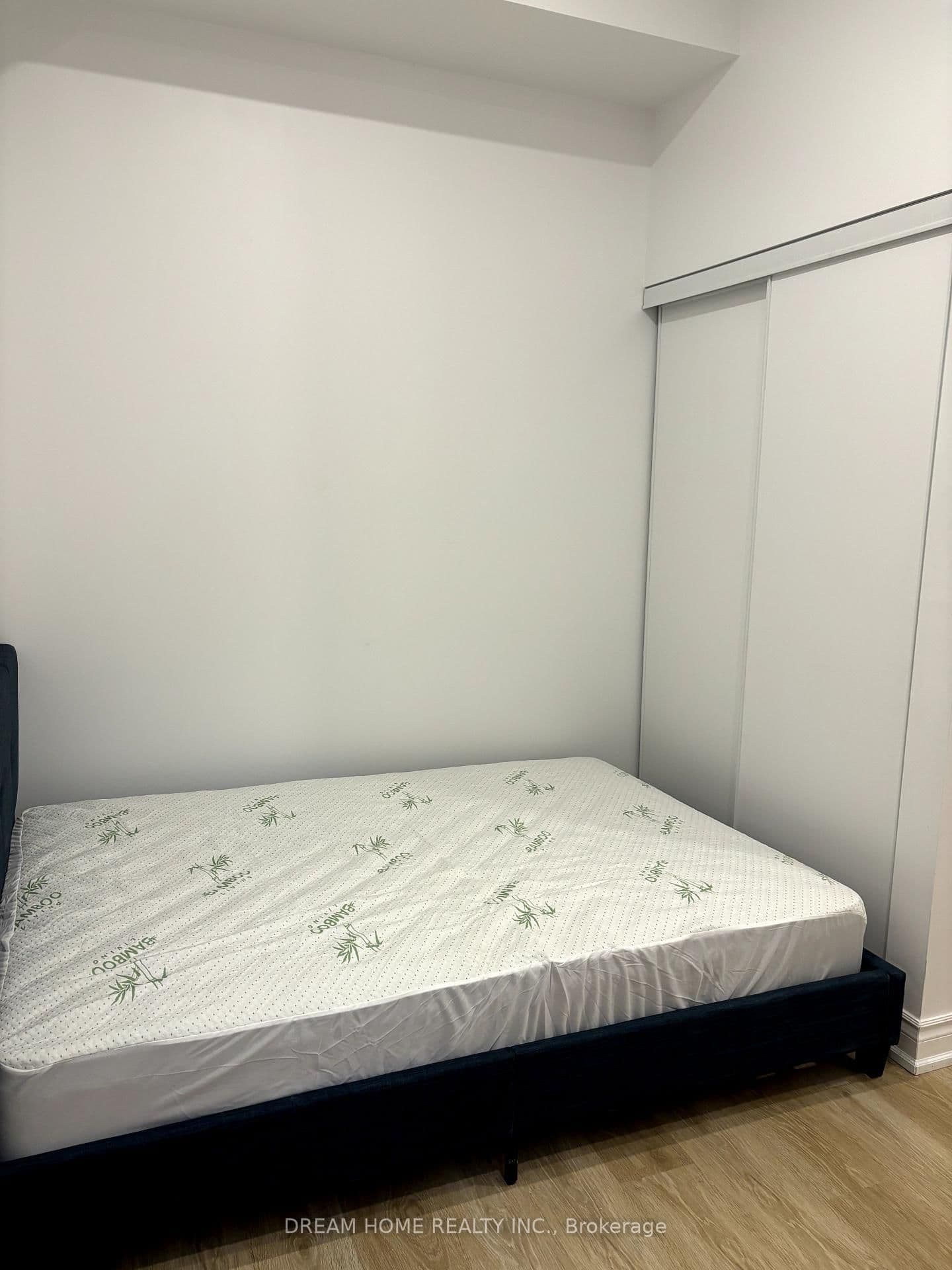 337 Mutual Street, Unit 101 thumbnail 6