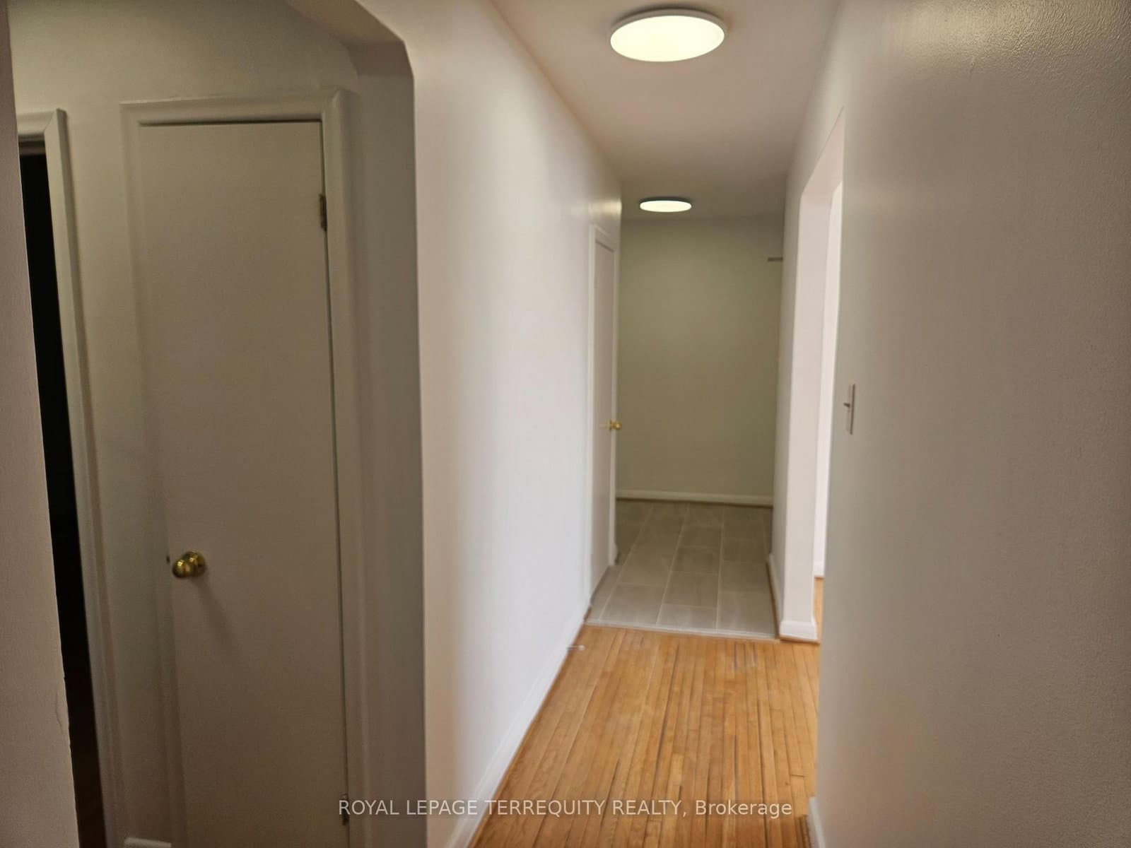 401 Winnett Avenue, Unit 3 thumbnail 11