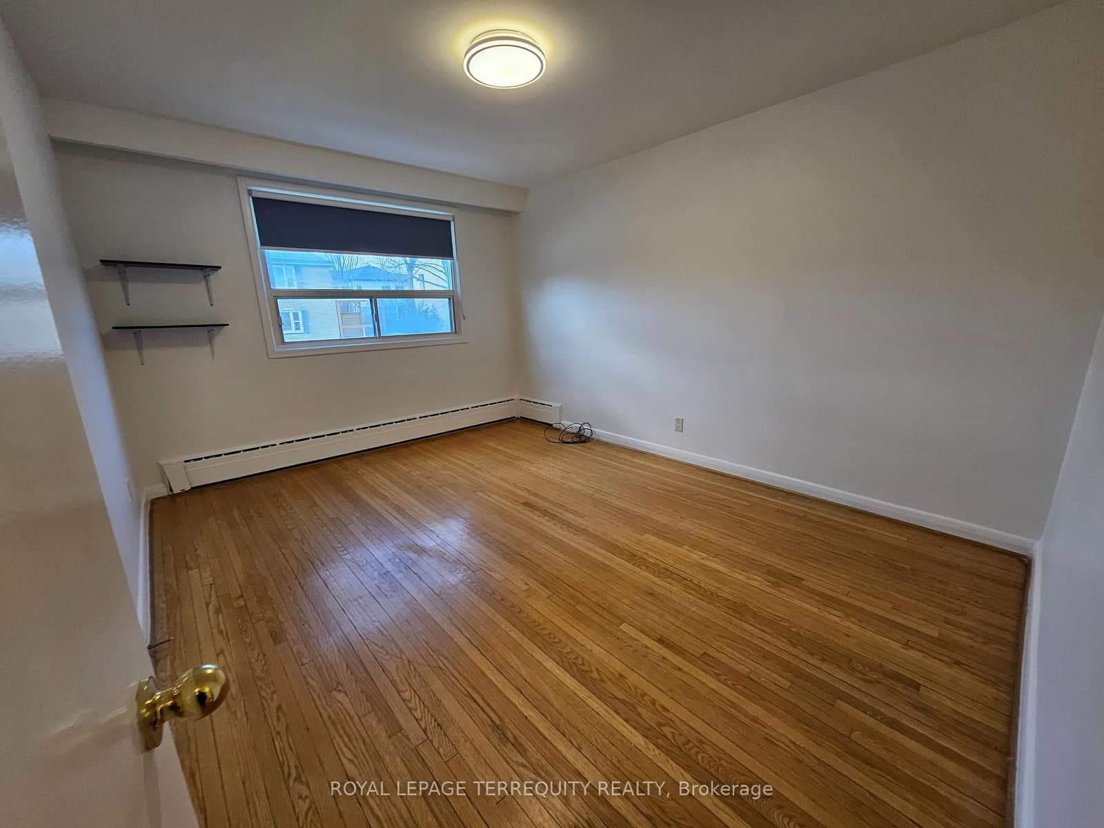 401 Winnett Avenue, Unit 3 thumbnail 22