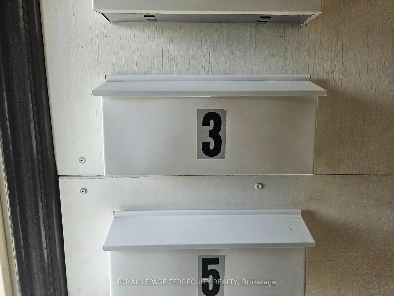 401 Winnett Avenue, Unit 3 thumbnail 28
