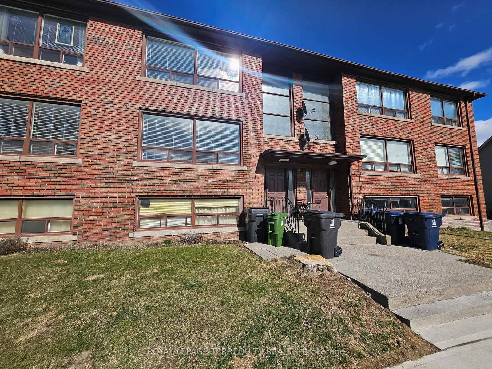 401 Winnett Avenue, Unit 3 thumbnail 4