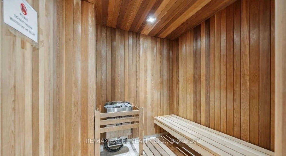 15 Queens Quay E, Unit 1303 thumbnail 19