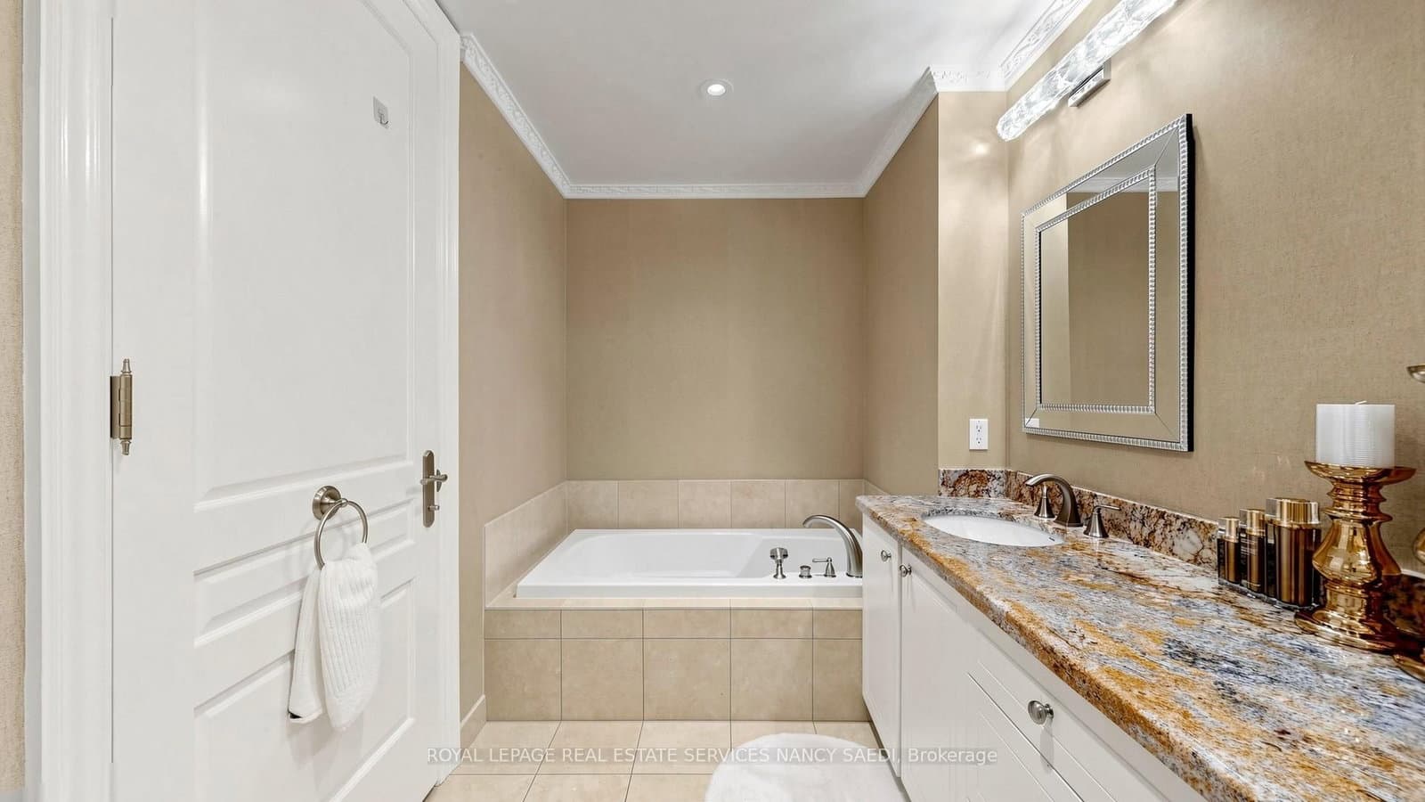 10 Bellair Street, Unit 802 thumbnail 27