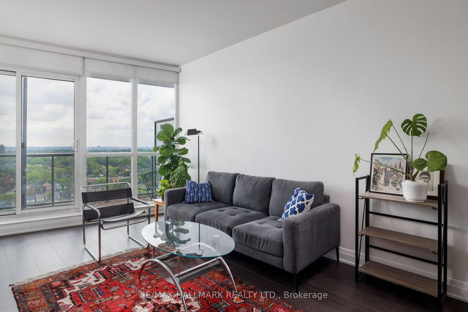 530 St Clair Avenue W, Unit 1401 thumbnail 14