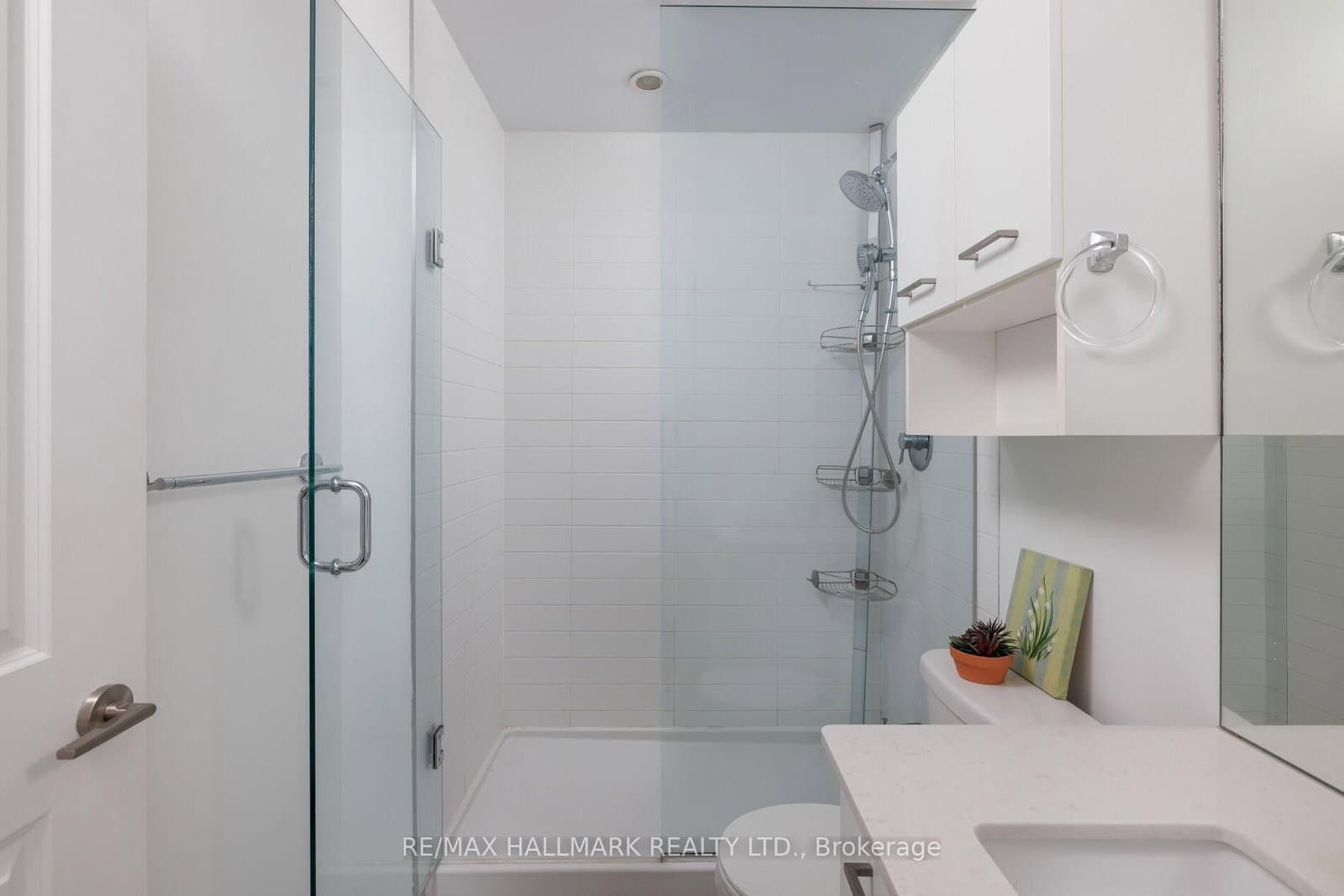 530 St Clair Avenue W, Unit 1401 thumbnail 20