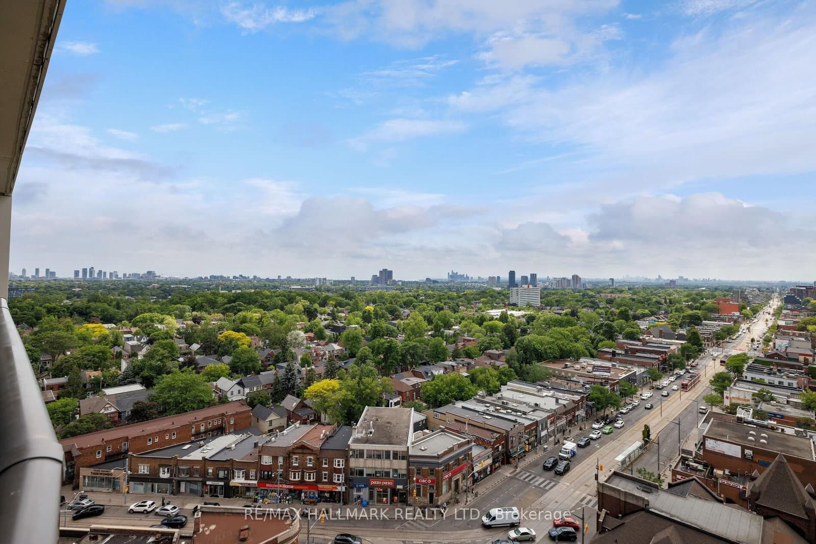 530 St Clair Avenue W, Unit 1401 thumbnail 24